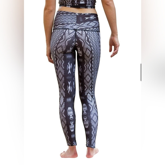 teeki Hot pants - Picture 2 of 7